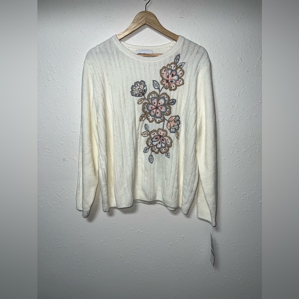 New With Tags Alfred Dunner Glacier Lake Embellished‎ Chenille Sweater XL
